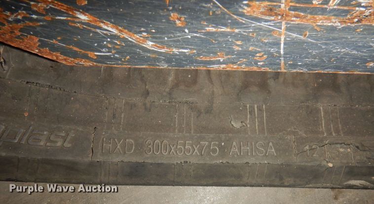 image for item DH8994 2004 John Deere 27C  mini excavator