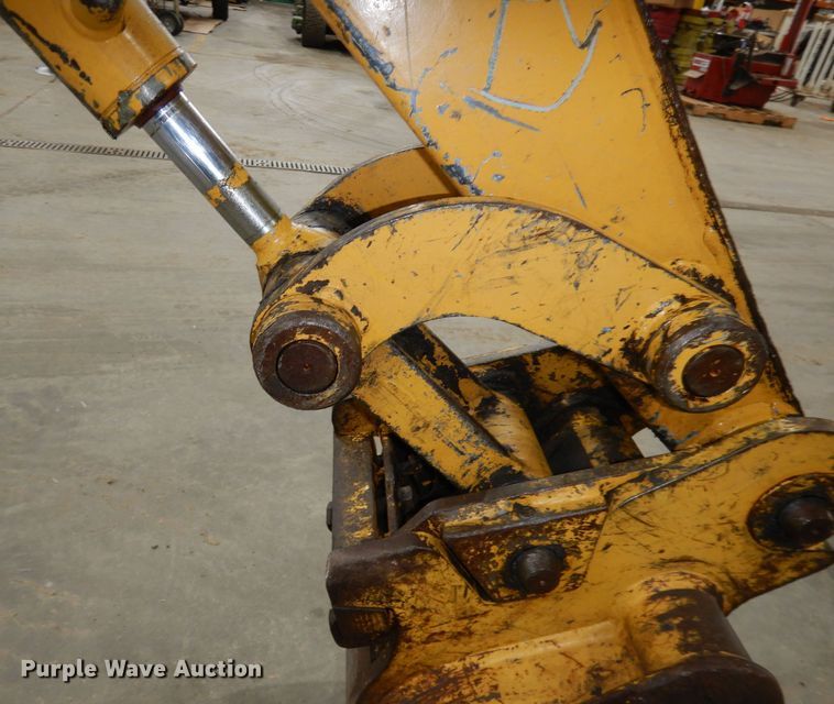 image for item DH8994 2004 John Deere 27C  mini excavator