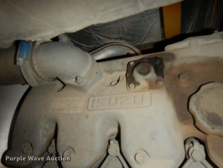 image for item DH8994 2004 John Deere 27C  mini excavator