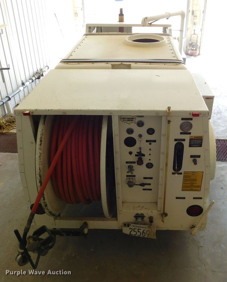 image for item DJ7642 1996 Jet 747-F  sewer rodder trailer