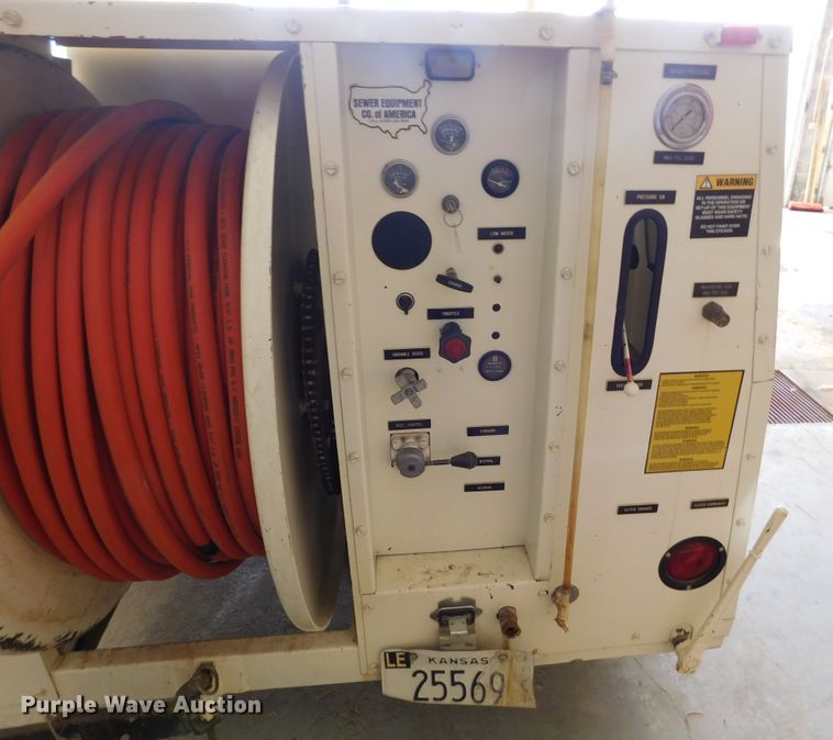 image for item DJ7642 1996 Jet 747-F  sewer rodder trailer