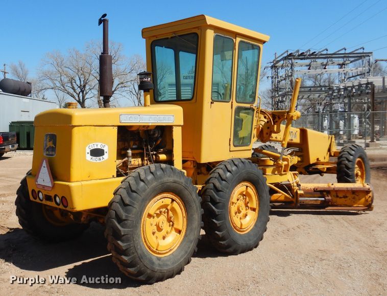 image for item DK4447 John Deere 570A  motor grader