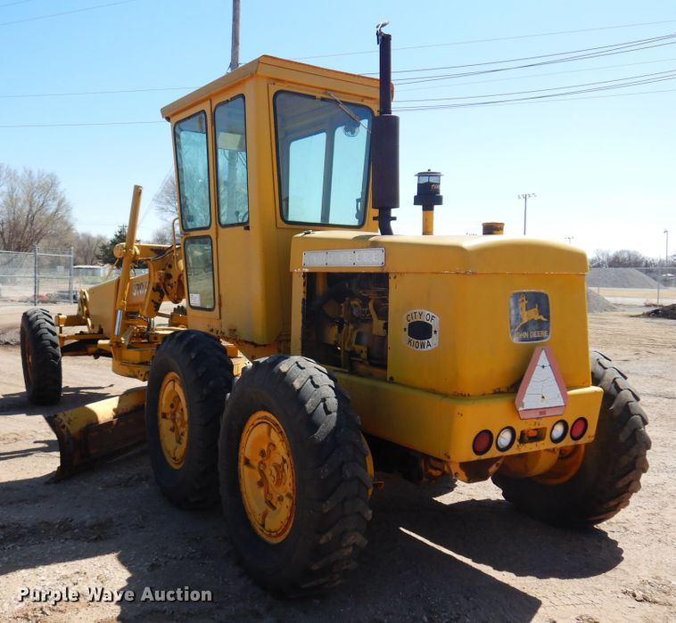 image for item DK4447 John Deere 570A  motor grader