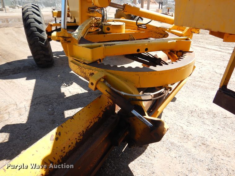 image for item DK4447 John Deere 570A  motor grader