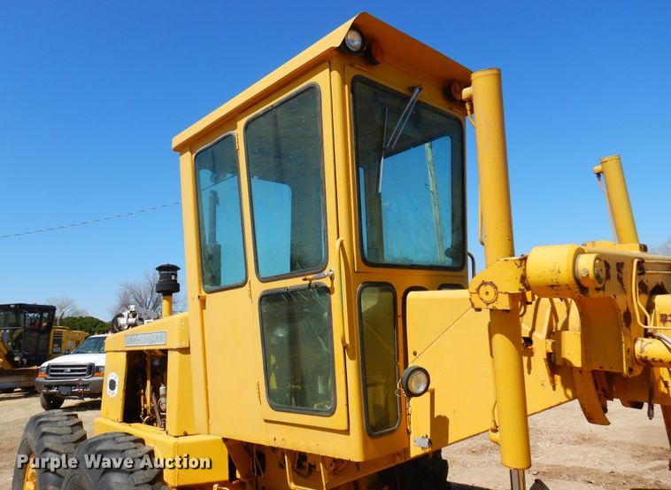 image for item DK4447 John Deere 570A  motor grader