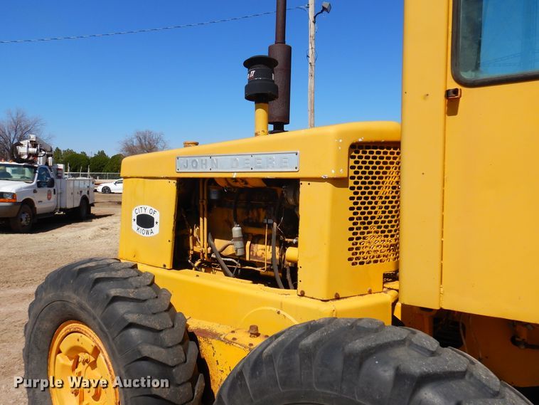 image for item DK4447 John Deere 570A  motor grader