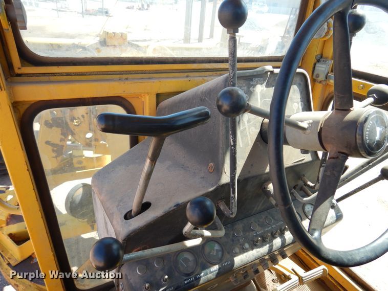 image for item DK4447 John Deere 570A  motor grader