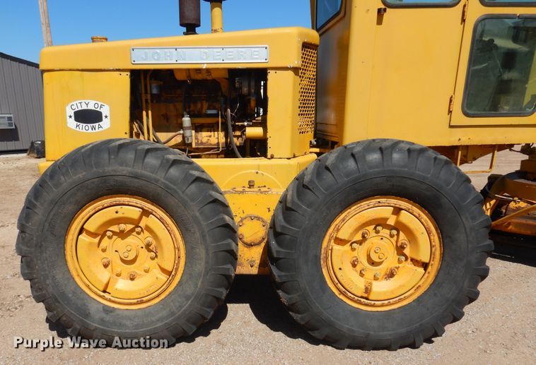 image for item DK4447 John Deere 570A  motor grader