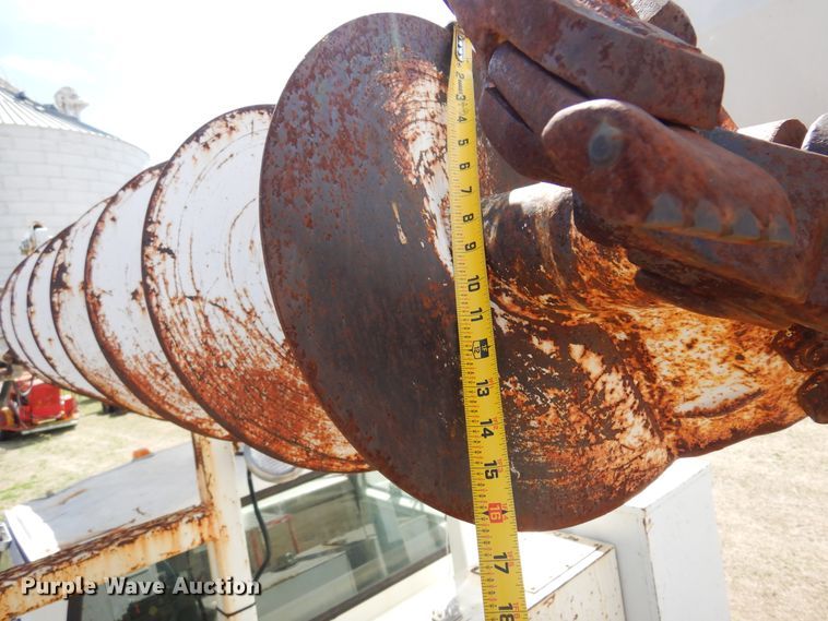 image for item DK4469 1991 Ford F800  digger derrick truck