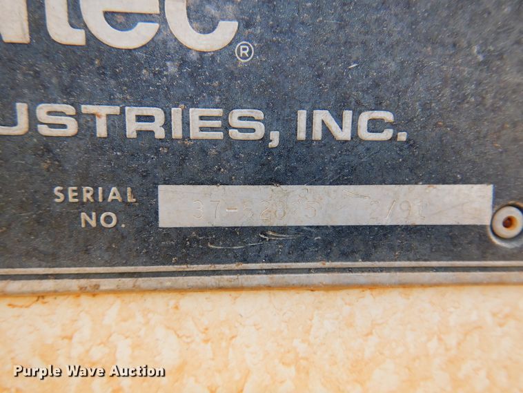 image for item DK4469 1991 Ford F800  digger derrick truck