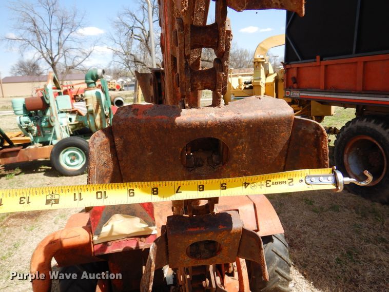 image for item DK4475 Ditch Witch V30  trencher