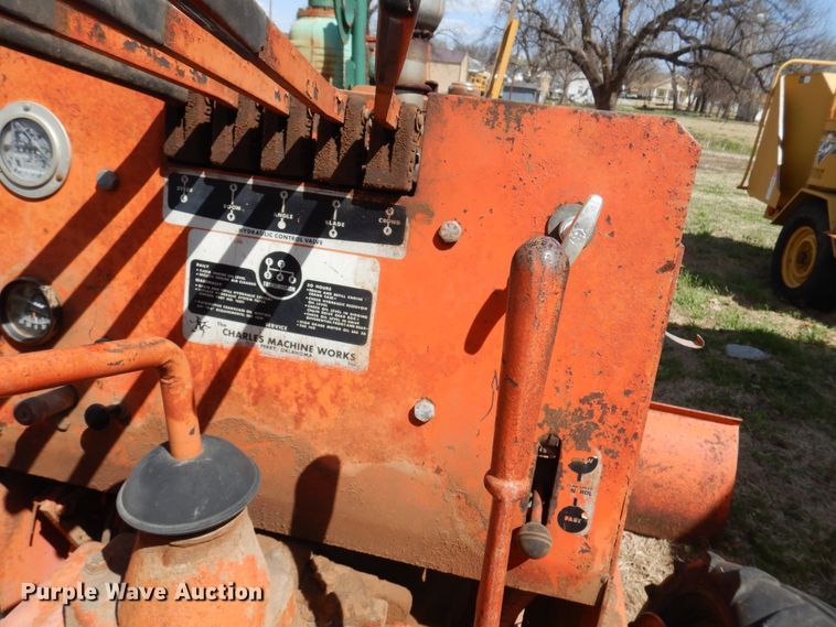 image for item DK4475 Ditch Witch V30  trencher