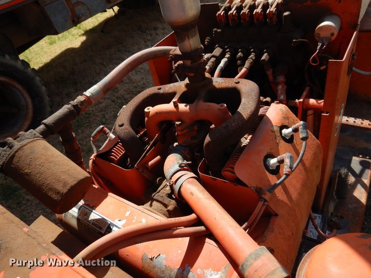 image for item DK4475 Ditch Witch V30  trencher