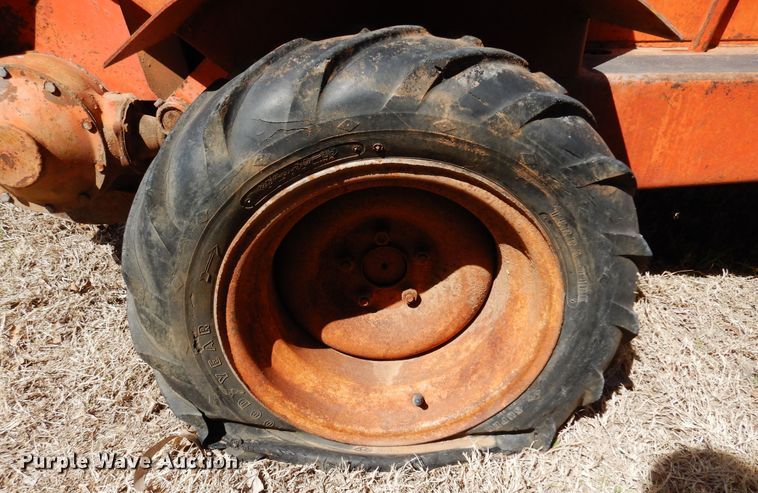 image for item DK4475 Ditch Witch V30  trencher