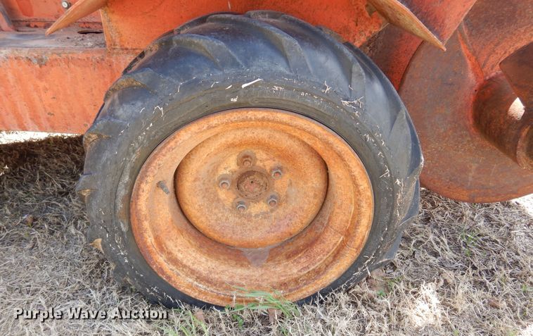 image for item DK4475 Ditch Witch V30  trencher