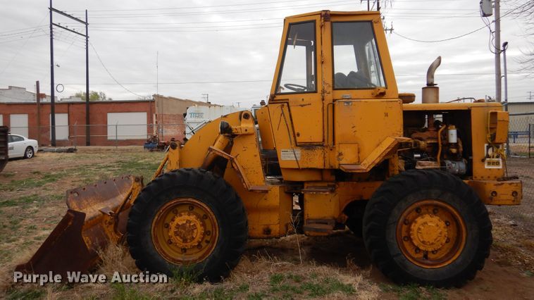 image for item DK4480 1971 Caterpillar 920  wheel loader