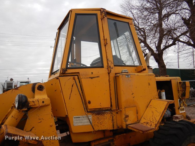 image for item DK4480 1971 Caterpillar 920  wheel loader