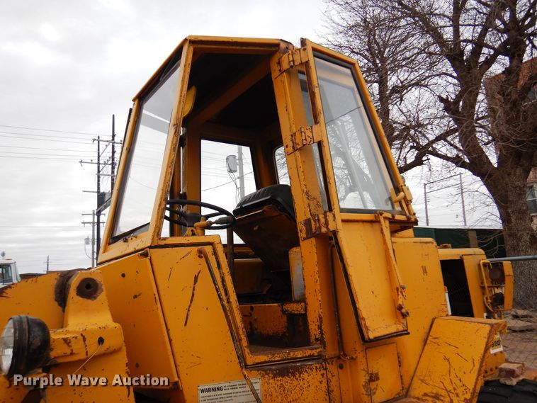 image for item DK4480 1971 Caterpillar 920  wheel loader