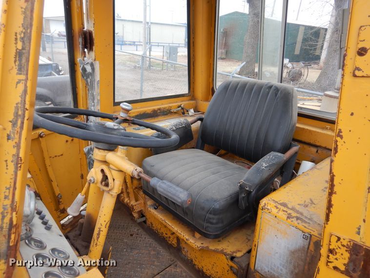 image for item DK4480 1971 Caterpillar 920  wheel loader