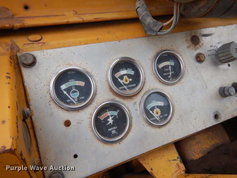 image for item DK4480 1971 Caterpillar 920  wheel loader