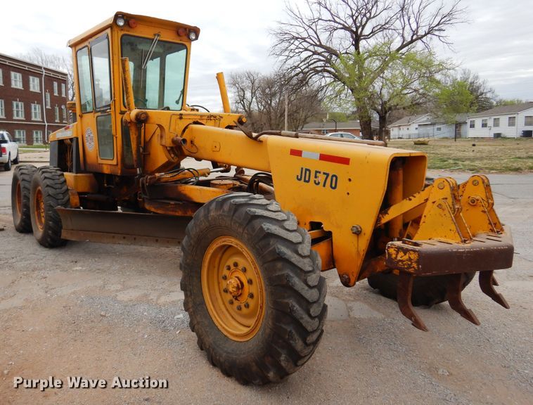 image for item DK4482 John Deere 570  motor grader