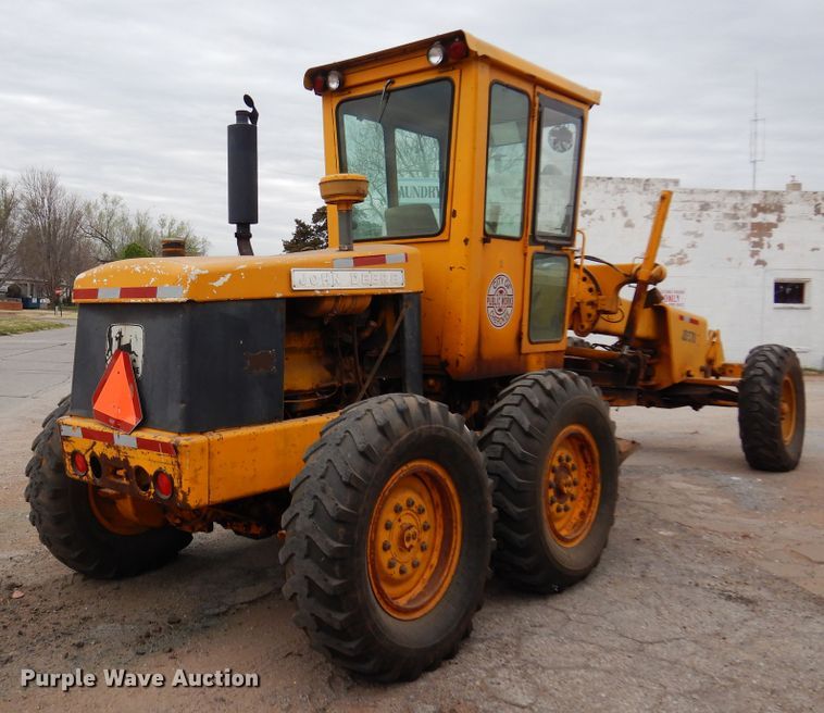 image for item DK4482 John Deere 570  motor grader