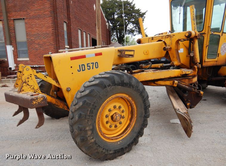 image for item DK4482 John Deere 570  motor grader