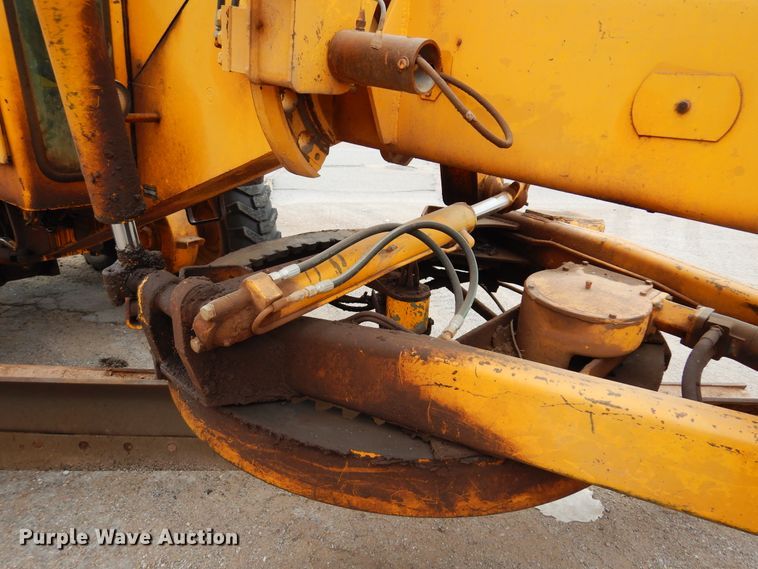 image for item DK4482 John Deere 570  motor grader