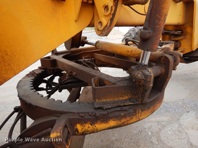 image for item DK4482 John Deere 570  motor grader