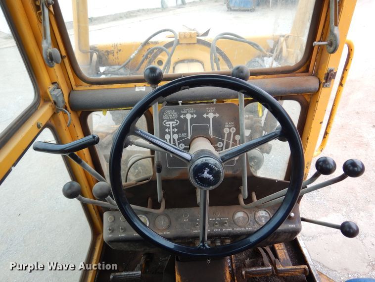 image for item DK4482 John Deere 570  motor grader