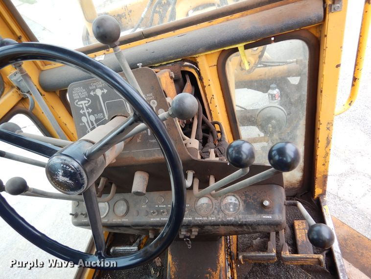 image for item DK4482 John Deere 570  motor grader