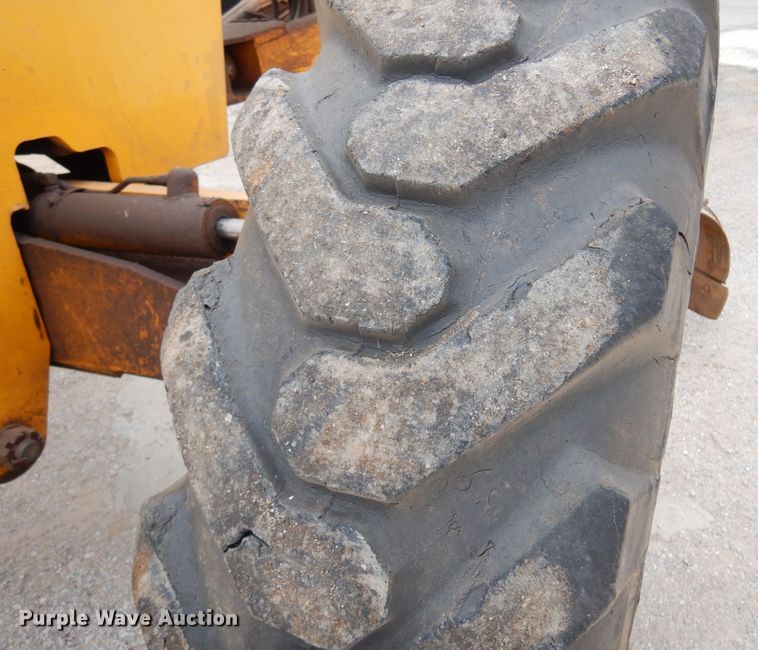 image for item DK4482 John Deere 570  motor grader