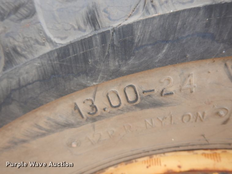 image for item DK4482 John Deere 570  motor grader