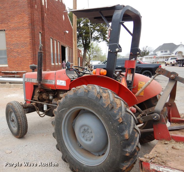 image for item DK4483 Massey Ferguson 231  tractor