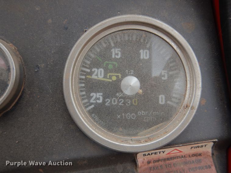 image for item DK4483 Massey Ferguson 231  tractor