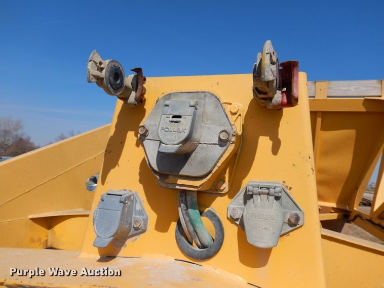 image for item DL5953 2003 Trail King  bottom dump trailer