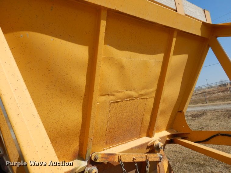 image for item DL5953 2003 Trail King  bottom dump trailer