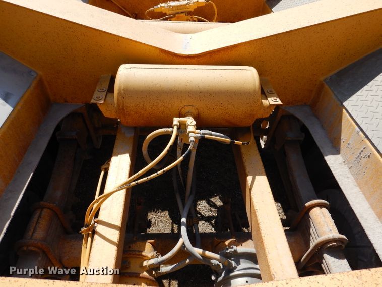 image for item DL5953 2003 Trail King  bottom dump trailer