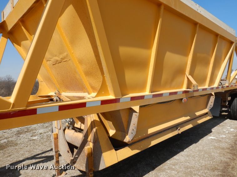 image for item DL5953 2003 Trail King  bottom dump trailer