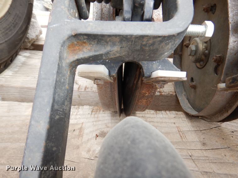 image for item DM6110 Truax FLXII-812  no-till grain drill