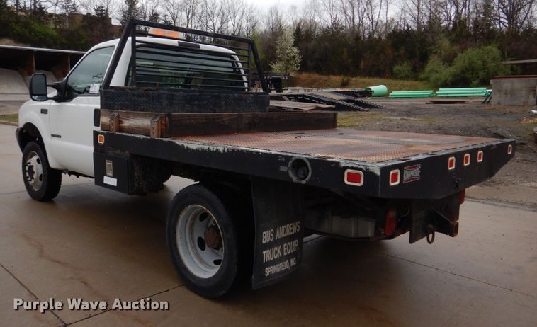 image for item DM7267 2000 Ford F550 Super Duty  flatbed truck