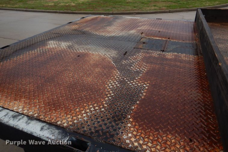 image for item DM7267 2000 Ford F550 Super Duty  flatbed truck