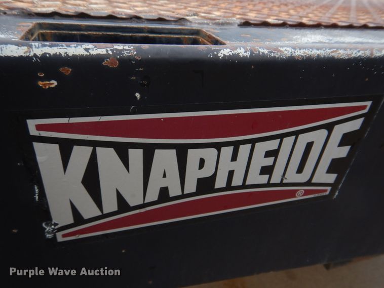 image for item DM7267 2000 Ford F550 Super Duty  flatbed truck