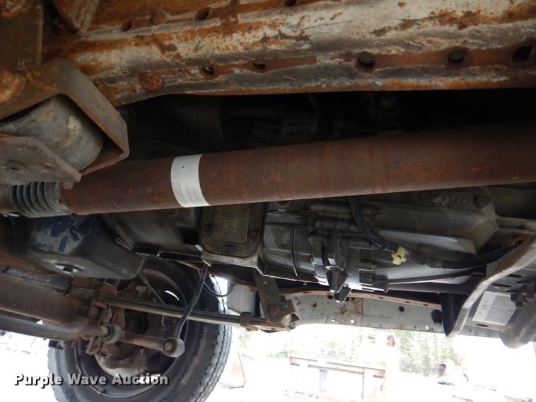 image for item DM7267 2000 Ford F550 Super Duty  flatbed truck