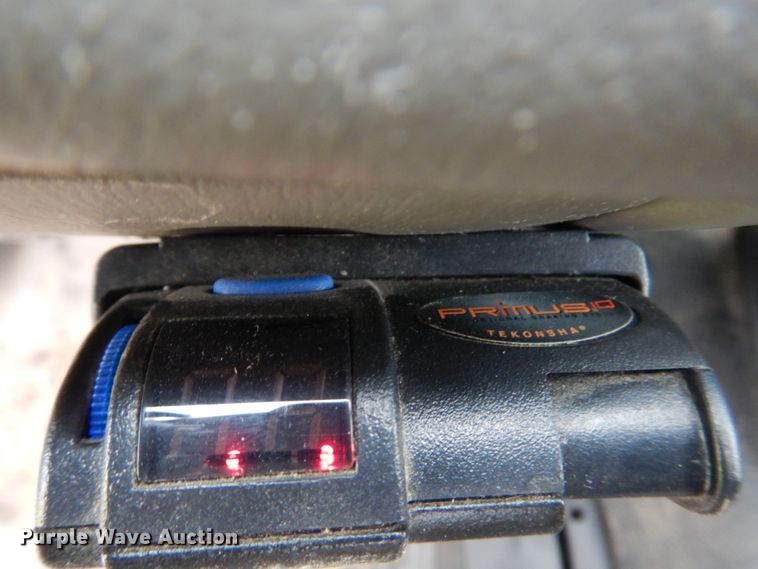 image for item DM7267 2000 Ford F550 Super Duty  flatbed truck