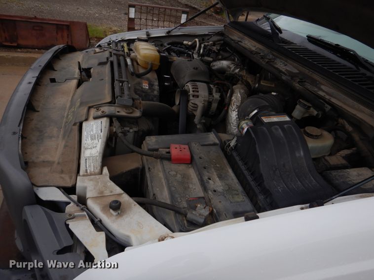 image for item DM7267 2000 Ford F550 Super Duty  flatbed truck