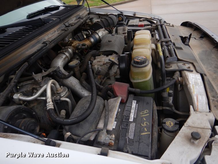 image for item DM7267 2000 Ford F550 Super Duty  flatbed truck