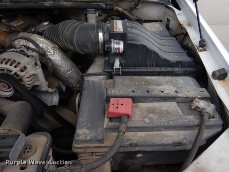 image for item DM7267 2000 Ford F550 Super Duty  flatbed truck