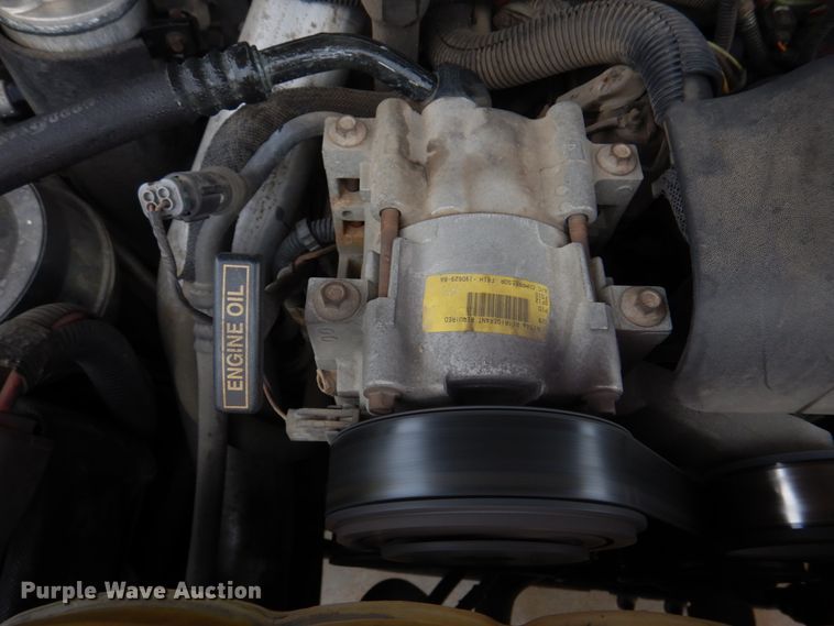 image for item DM7267 2000 Ford F550 Super Duty  flatbed truck