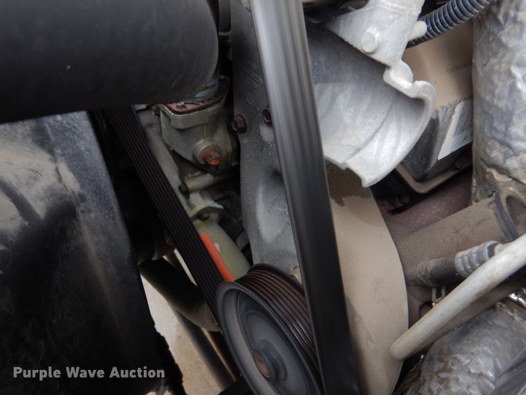 image for item DM7267 2000 Ford F550 Super Duty  flatbed truck